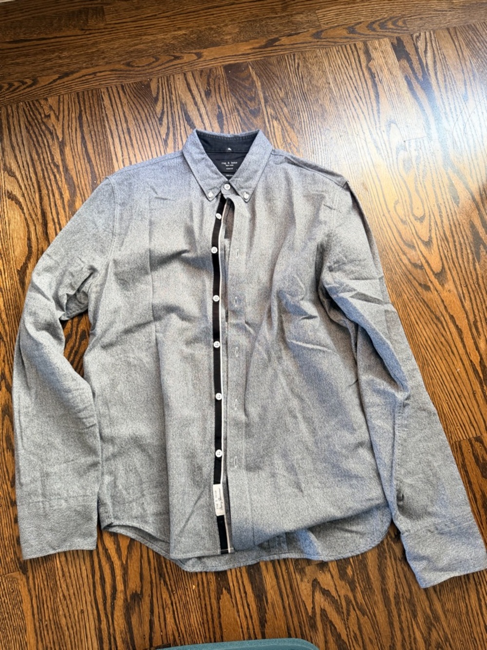 rag & bone Gray Button-Down Shirt with Black Contrast Placket large